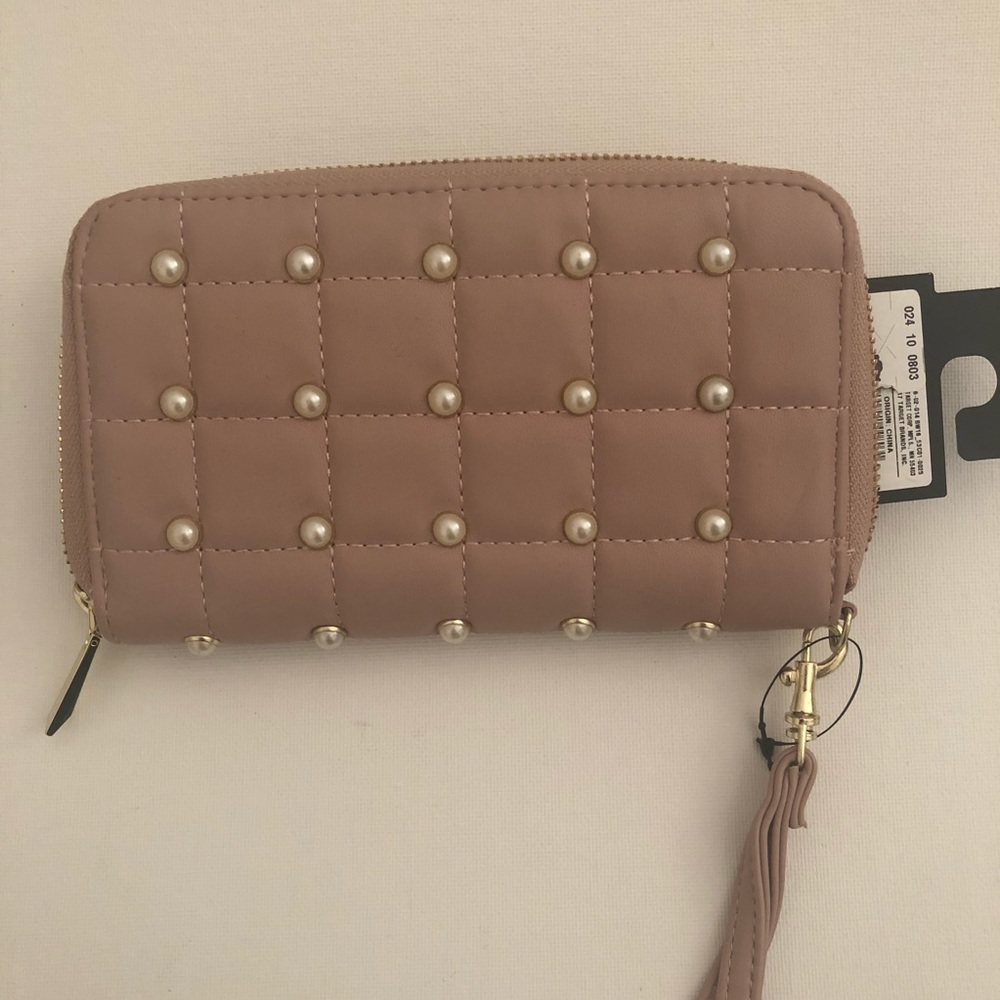 Light Pink Pearl Quilted Wallet - Picture 3 of 3